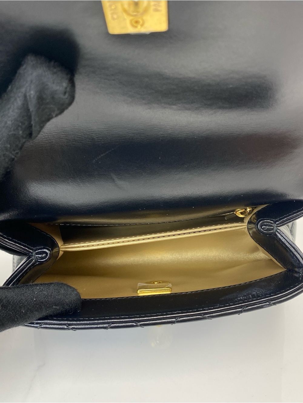 Chanel Mini Coco Handle - Picture 6 of 8